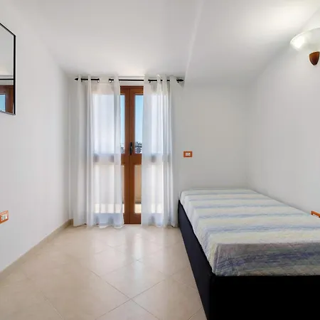 Agorattico Apartman *